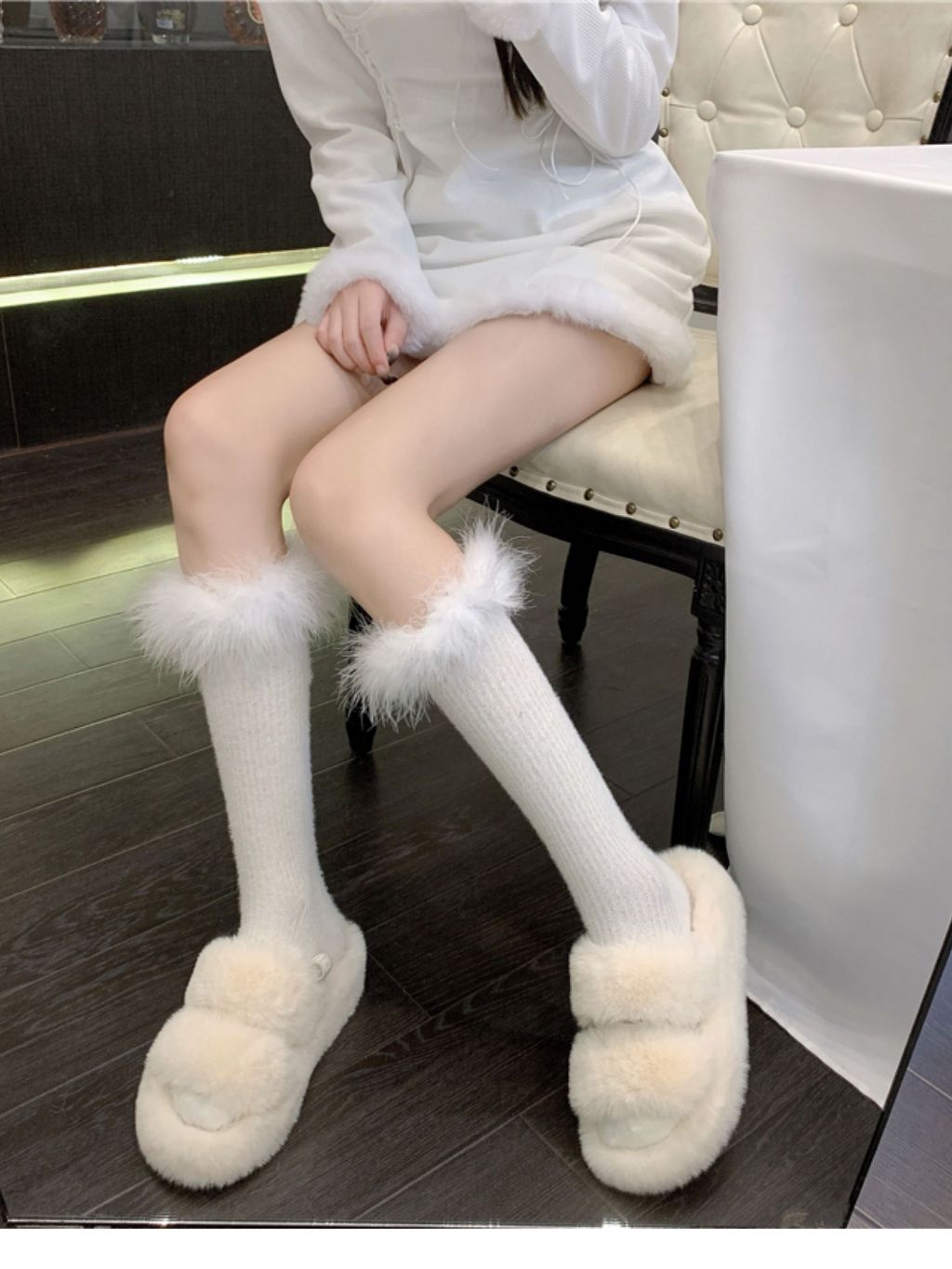 Feather Accent Tall Socks 8064